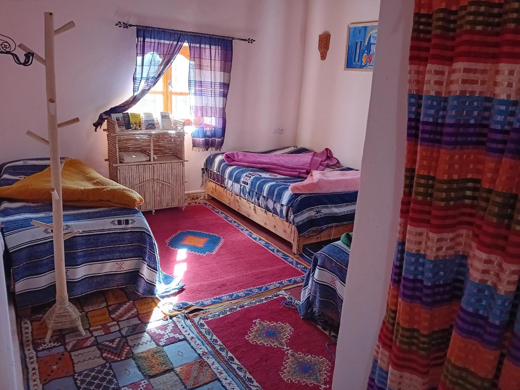 Maison D'Hotes Agdal Telouet Tiguidert Exteriör bild